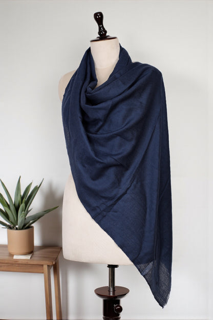 Women’s Navy Blue Cashmere Scarf – 100% Pure & Luxuriously Soft