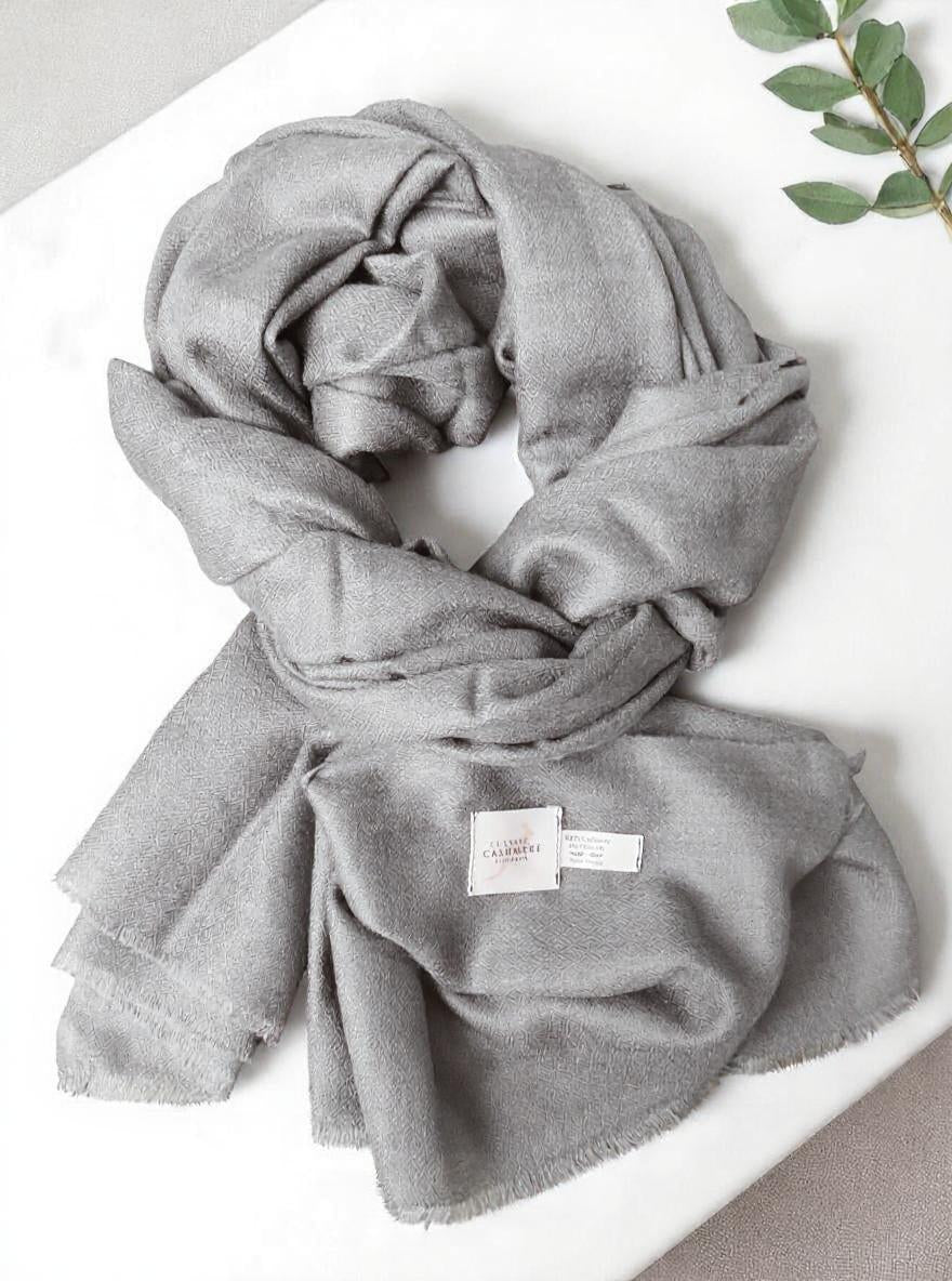 Men’s Ash Grey Cashmere Scarf – 100% Pure & Luxuriously Soft